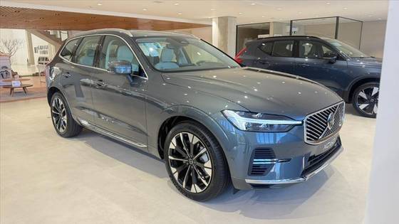 VOLVO XC60 2.0 T8 PHEV ULTRA AWD GEARTRONIC